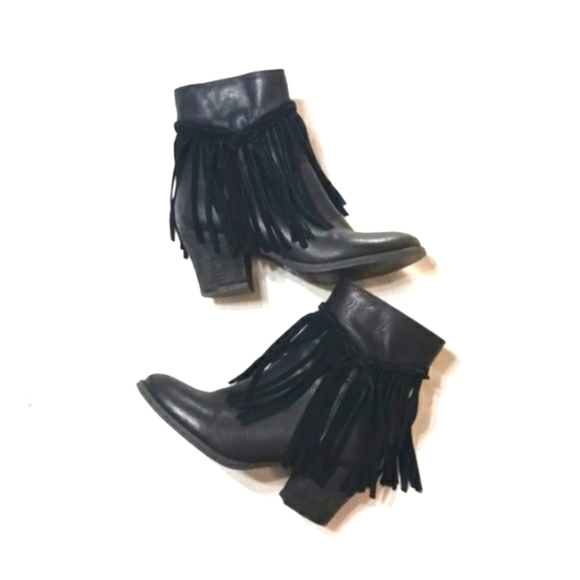 Sbicca Fringed Black Western Ankle Boots Women's Booties size 6 - Picture 1 of 12